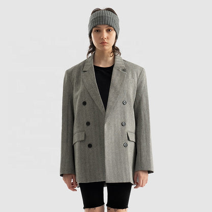 Übergroßer Damenblazer mit doppelter Knopfleiste